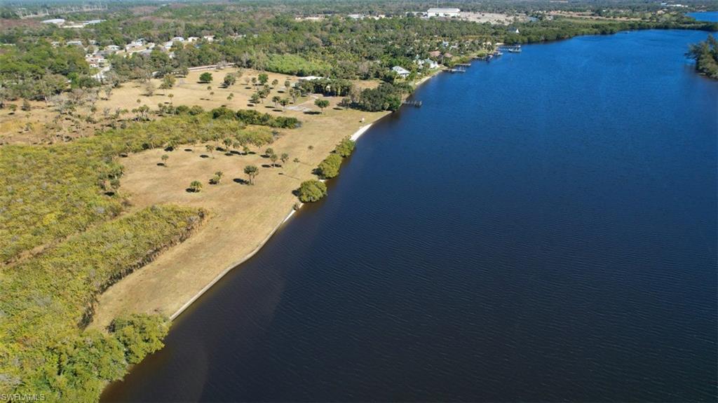 ACREAGE - Land