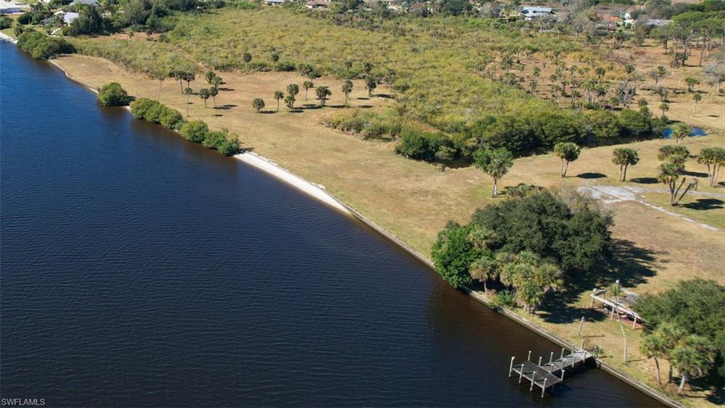 ACREAGE - Land