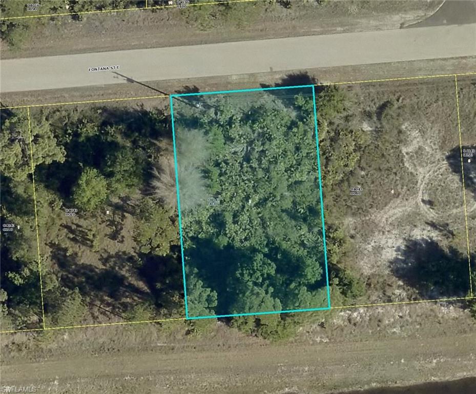 LEHIGH ACRES - Land