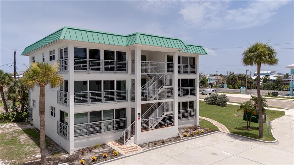 PRIVATEER OF FT MYERS BEACH - Residential Lease