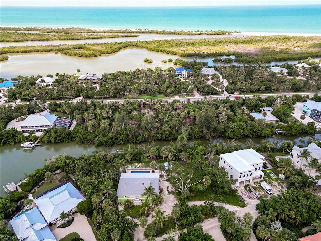 CASTAWAY ESTATES - Land