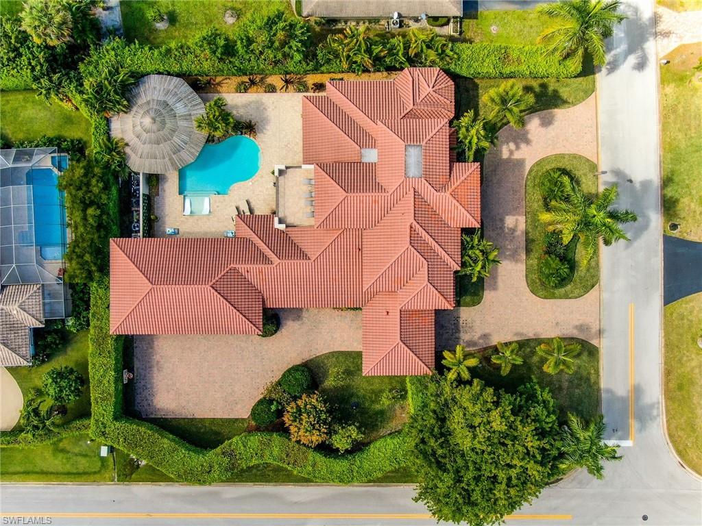 MOORINGS - Residential