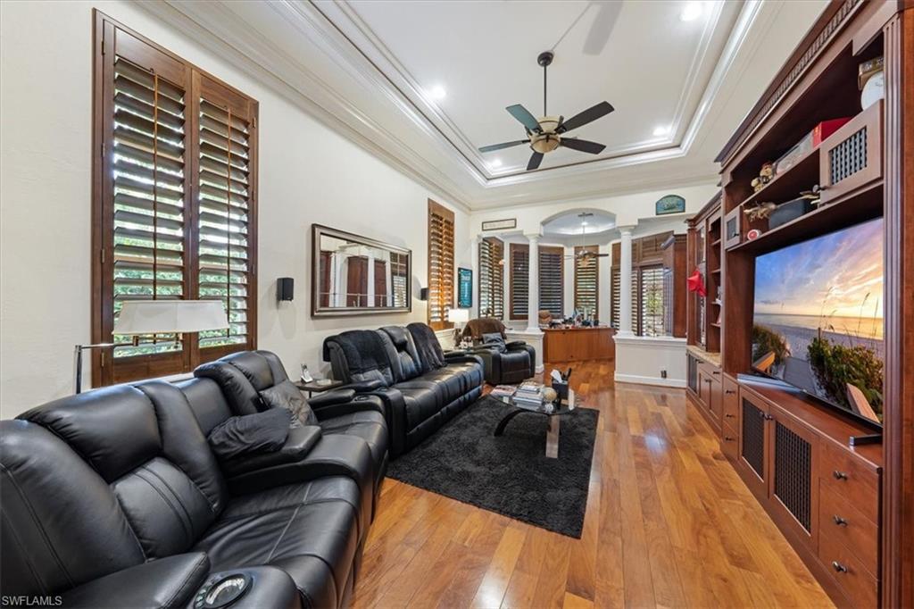 QUAIL WEST - Residential