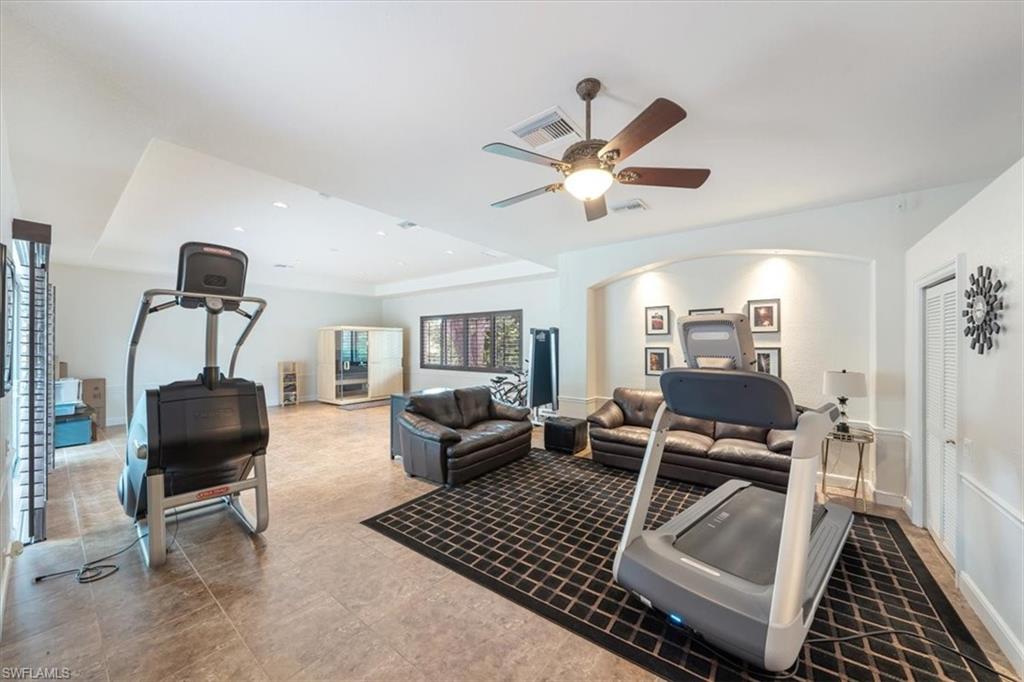 QUAIL WEST - Residential