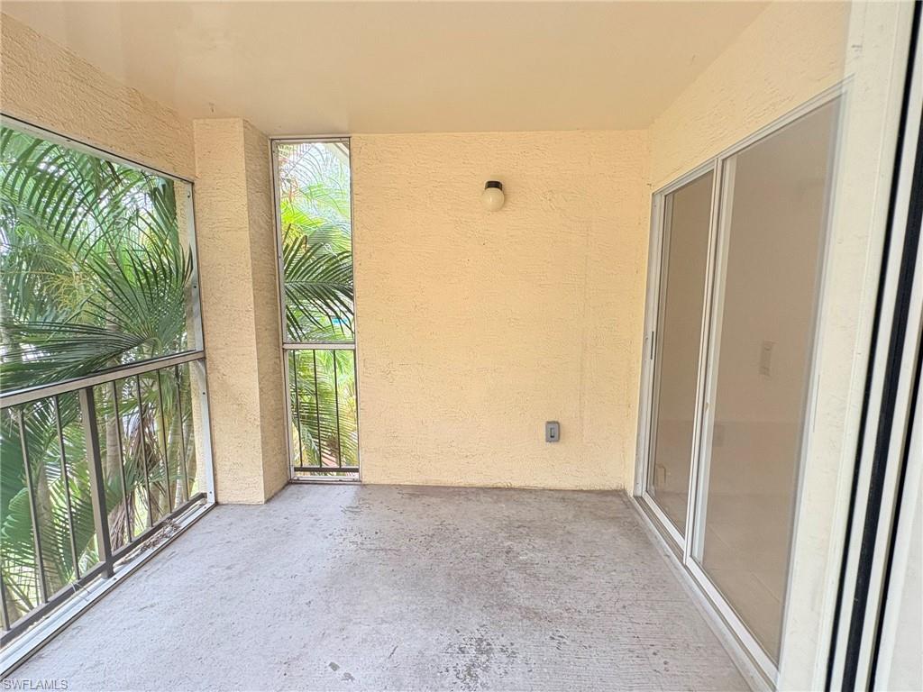 VENETIAN PALMS - Residential Lease