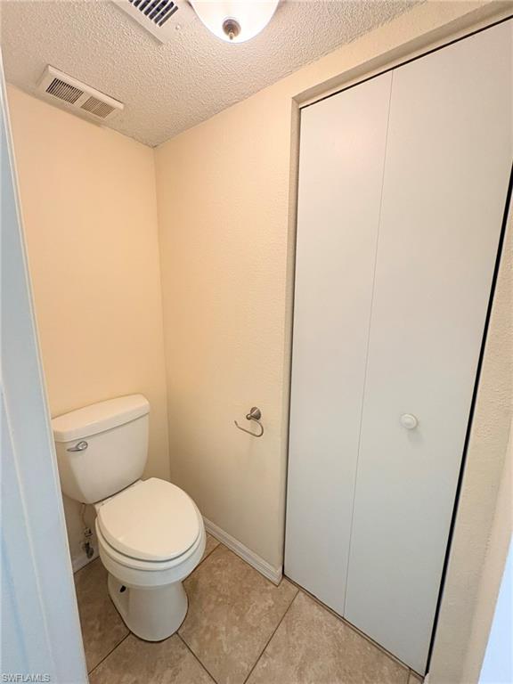 VENETIAN PALMS - Residential Lease