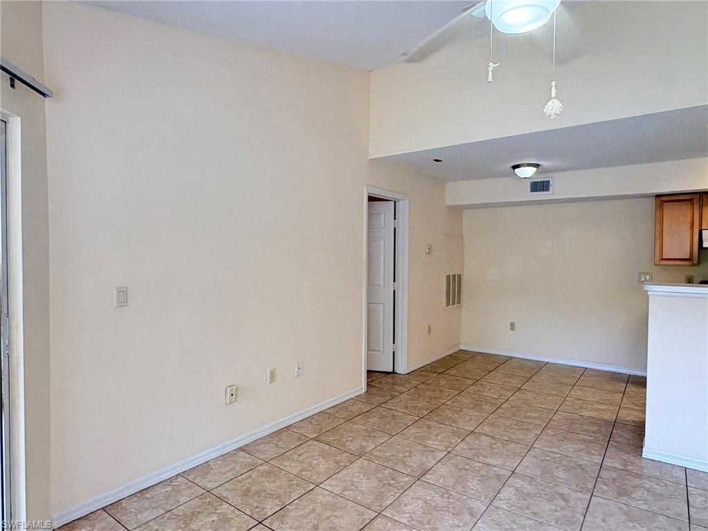 VENETIAN PALMS - Residential Lease