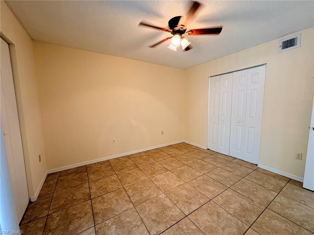 VENETIAN PALMS - Residential Lease