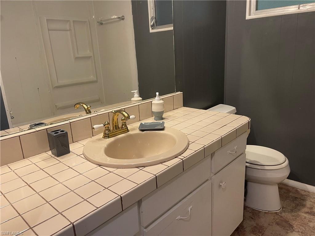 MOBILE MANOR - Residential