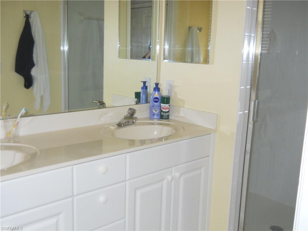 SHERWOOD - Residential Lease