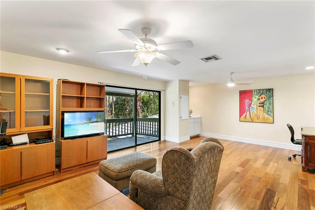 TALL PINES - Residential