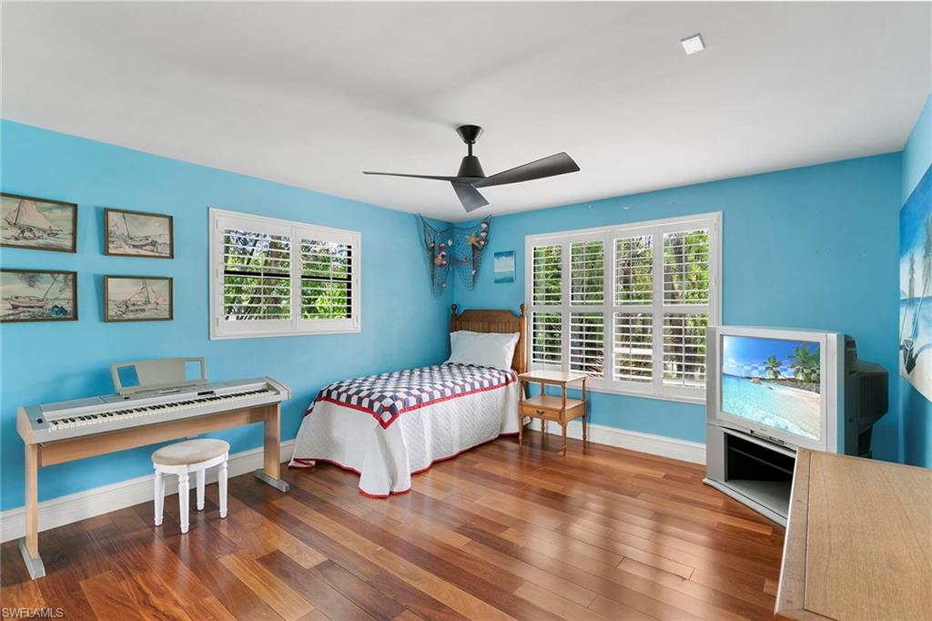 TALL PINES - Residential