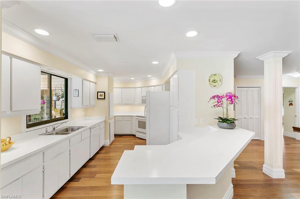 TALL PINES - Residential