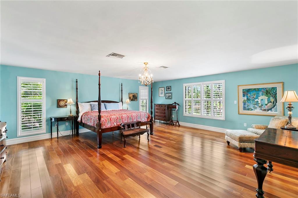 TALL PINES - Residential