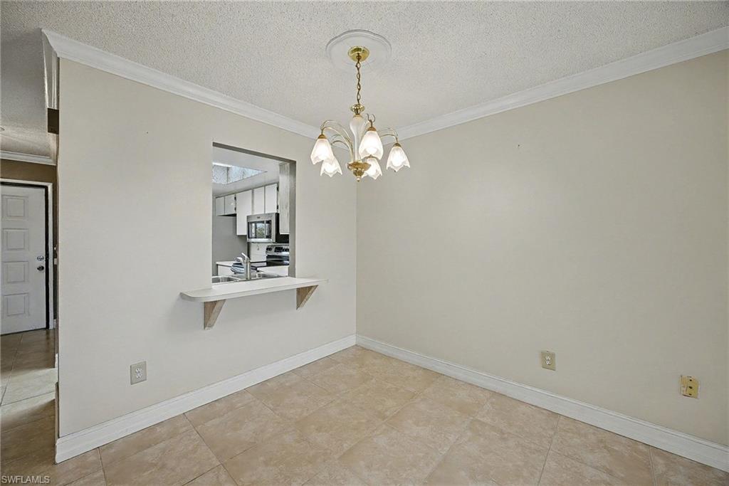 CAVENDISH SQUARE CONDO - Residential