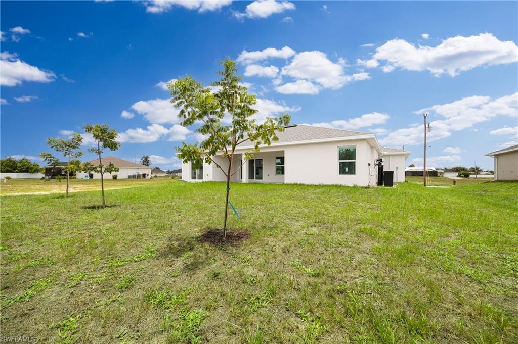 CAPE CORAL - Residential
