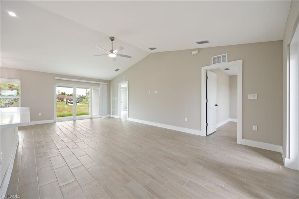 CAPE CORAL - Residential