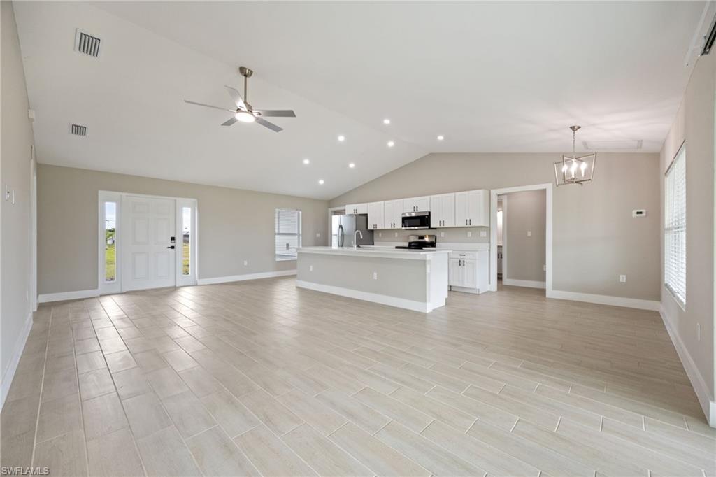 CAPE CORAL - Residential