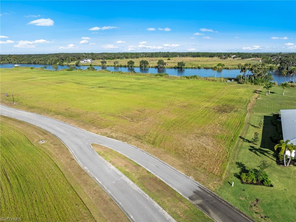 CALOOSA PRESERVE - Land