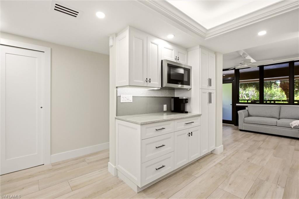 HYDE PARK - Residential