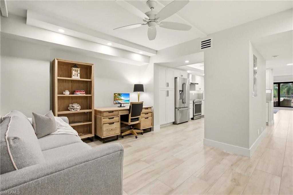HYDE PARK - Residential