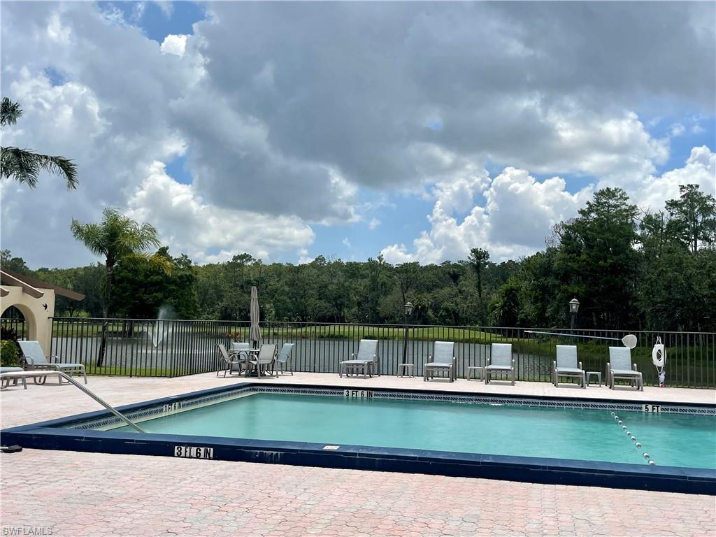 COUNTRY CLUB VILLAGE - Residential Lease