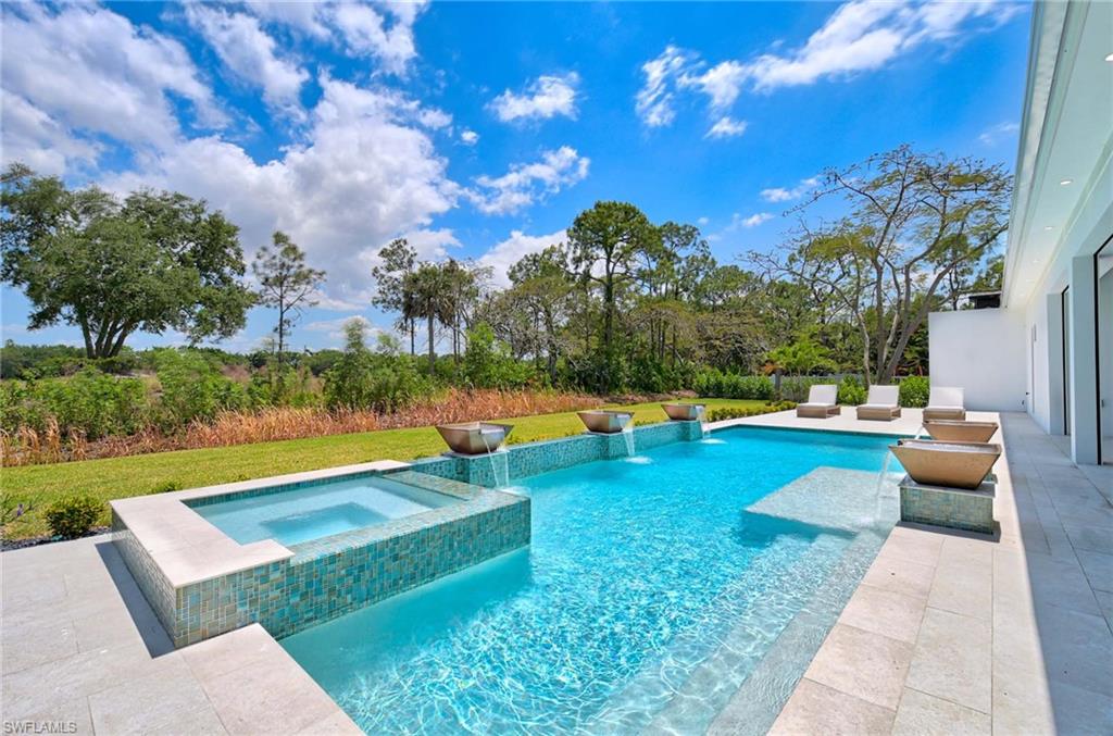 QUAIL WOODS ESTATES - Residential
