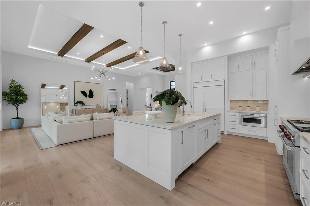 PARK SHORE - Residential