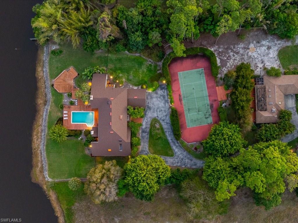 PINE RIDGE - Residential