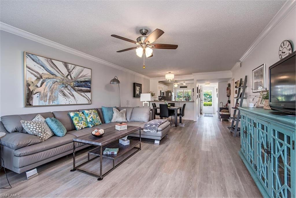 ANDOVER SQUARE - Residential