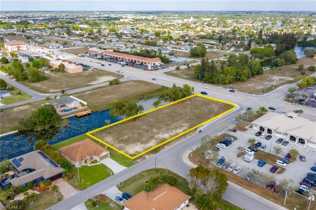 CAPE CORAL - Land