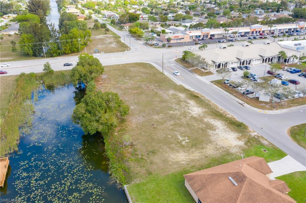 CAPE CORAL - Land