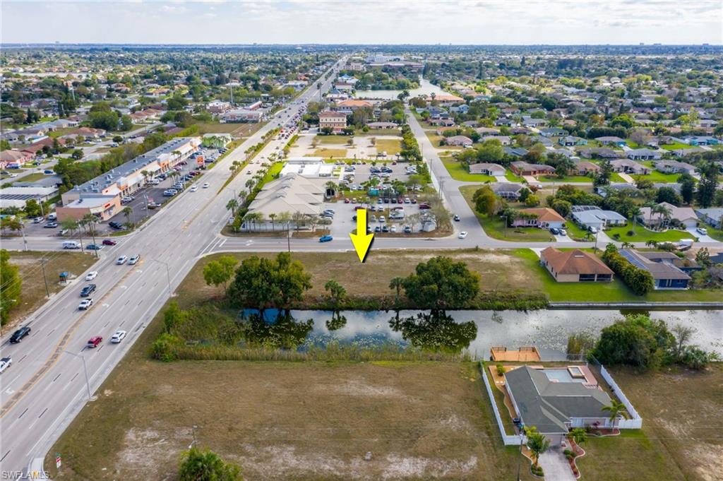 CAPE CORAL - Land