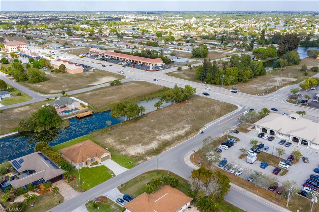 CAPE CORAL - Land