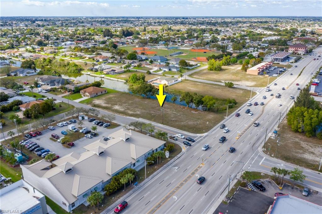 CAPE CORAL - Land