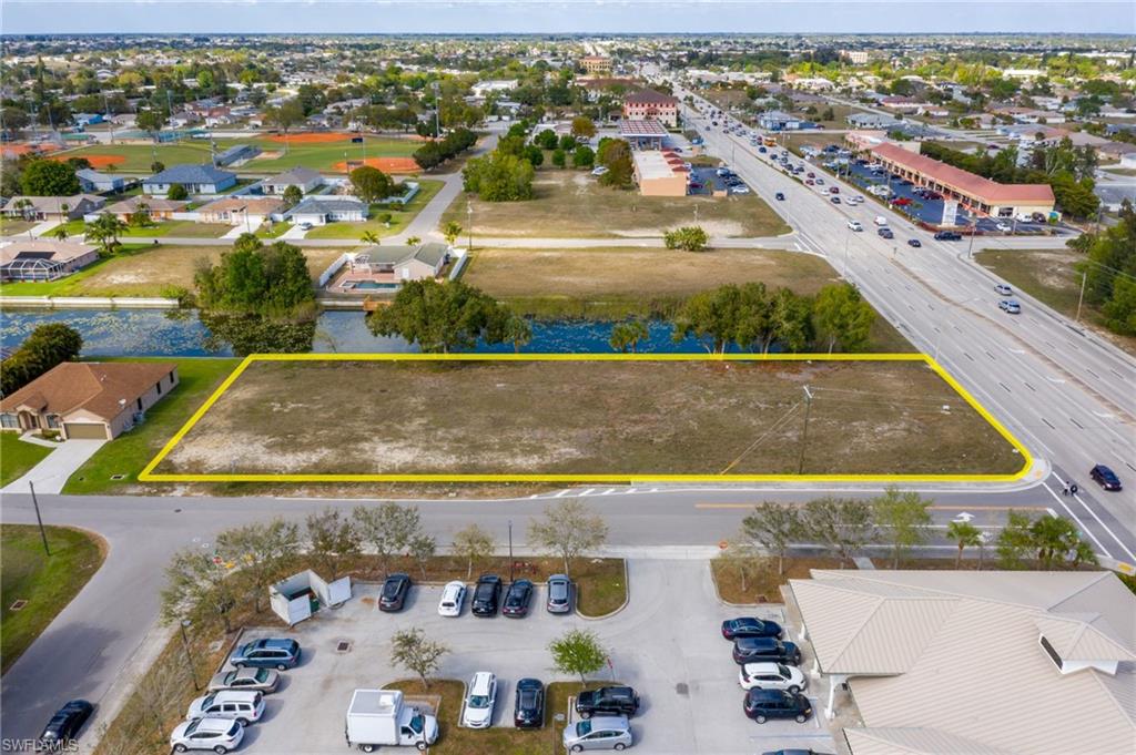 CAPE CORAL - Land