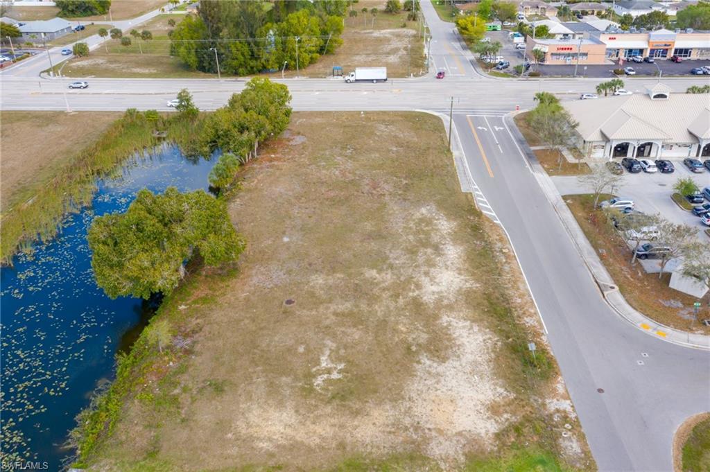 CAPE CORAL - Land