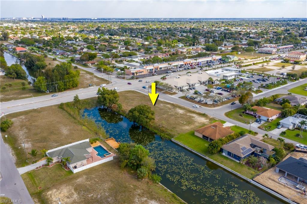 CAPE CORAL - Land