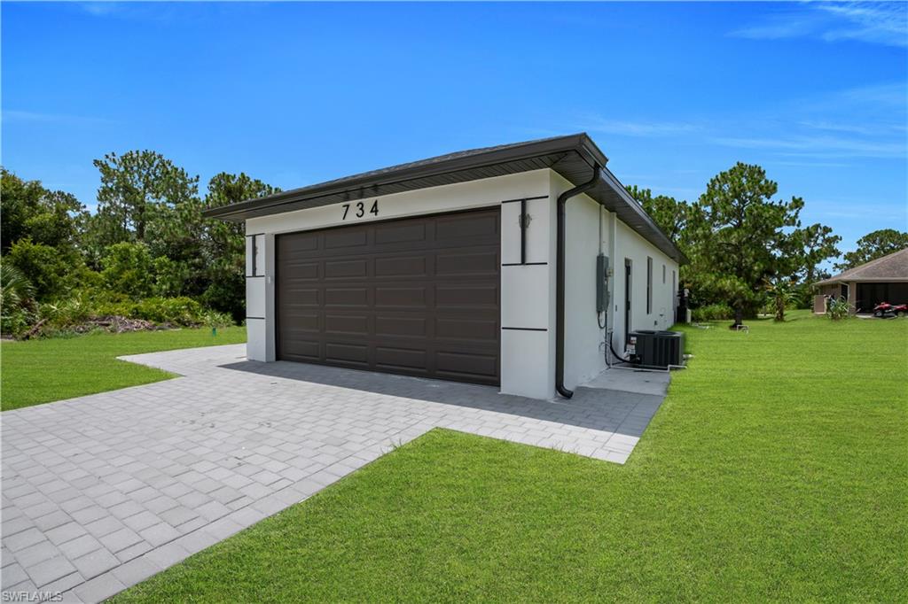 LEHIGH ACRES - Residential