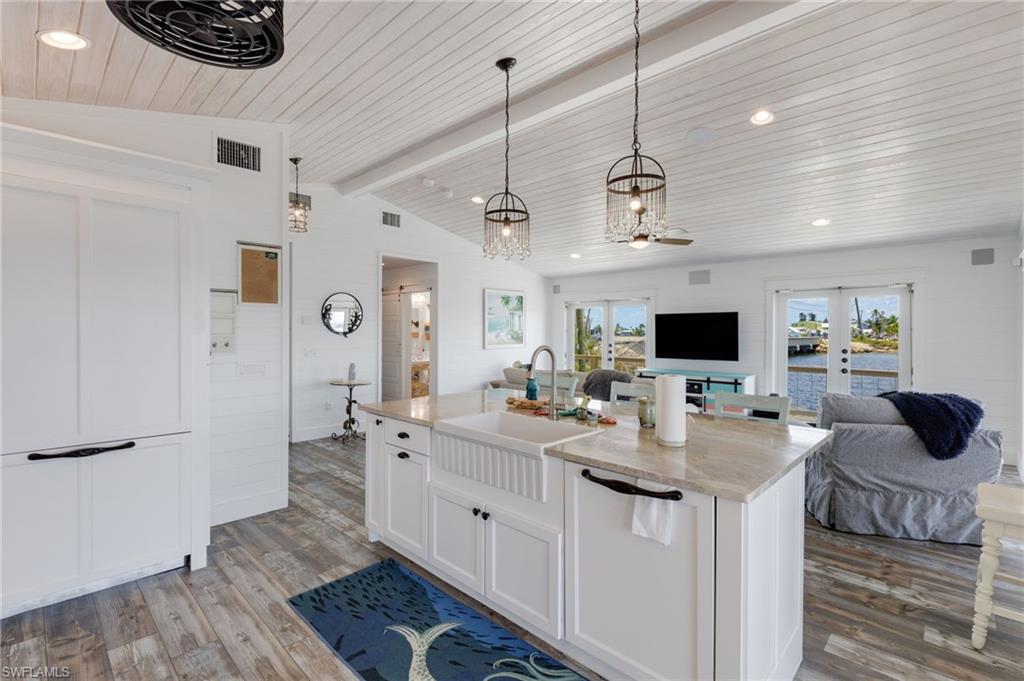 PINE ISLAND FILL - Residential