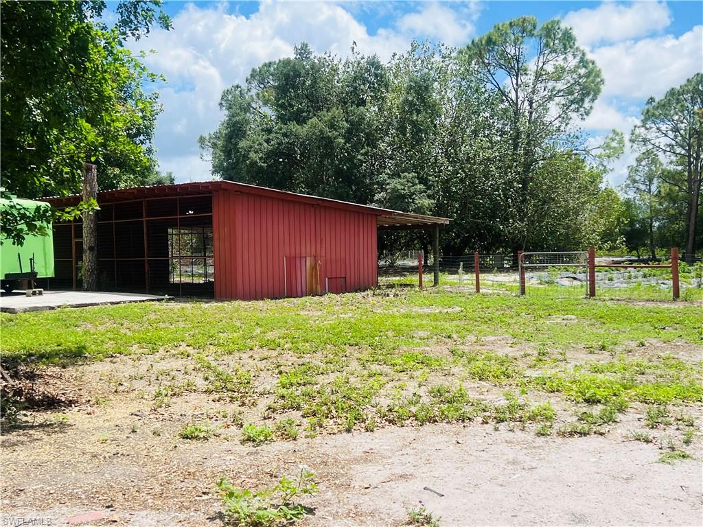 LABELLE ACRES - Residential