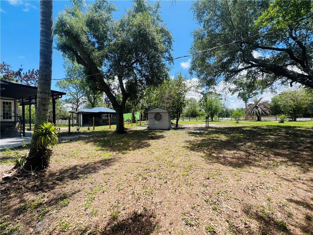 LABELLE ACRES - Residential