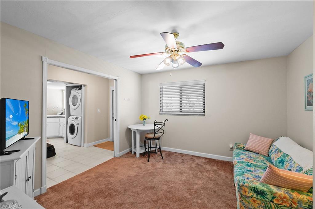 CORAL KEYES CONDO - Residential Lease