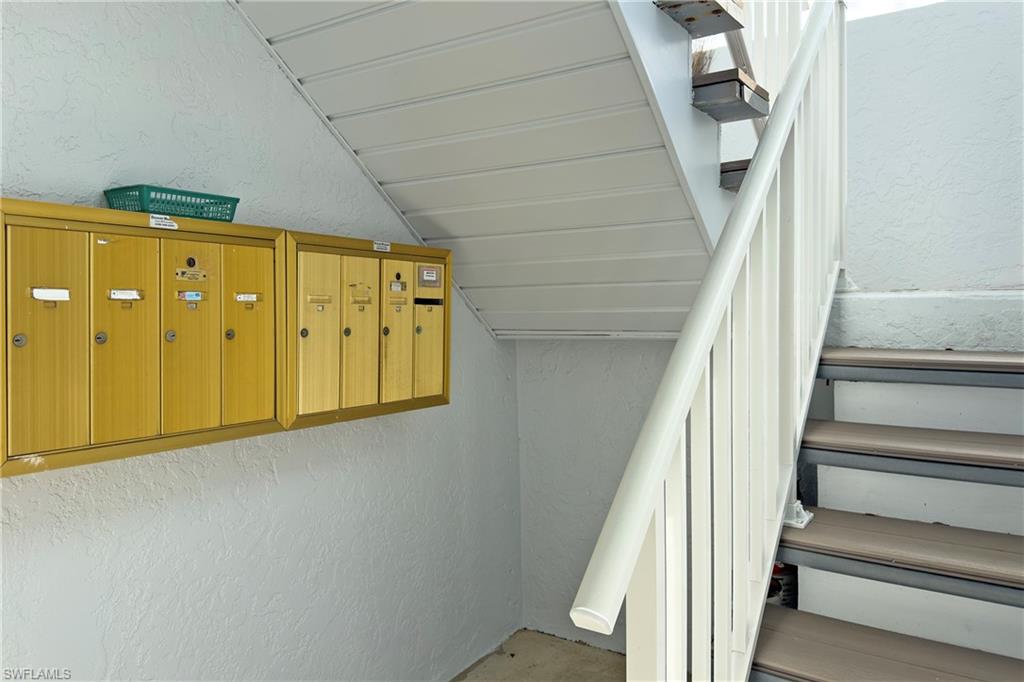 CORAL KEYES CONDO - Residential Lease