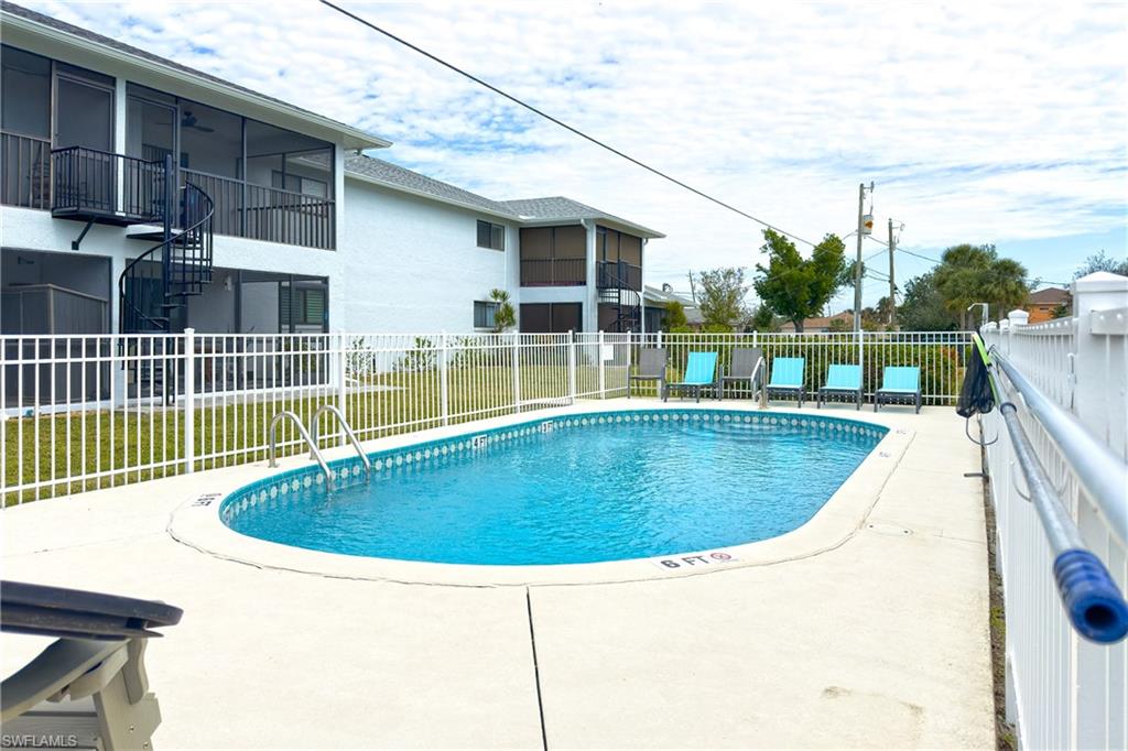 CORAL KEYES CONDO - Residential Lease