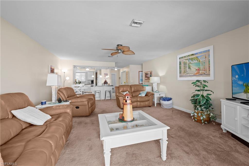 CORAL KEYES CONDO - Residential Lease