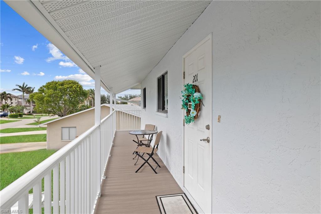 CORAL KEYES CONDO - Residential Lease