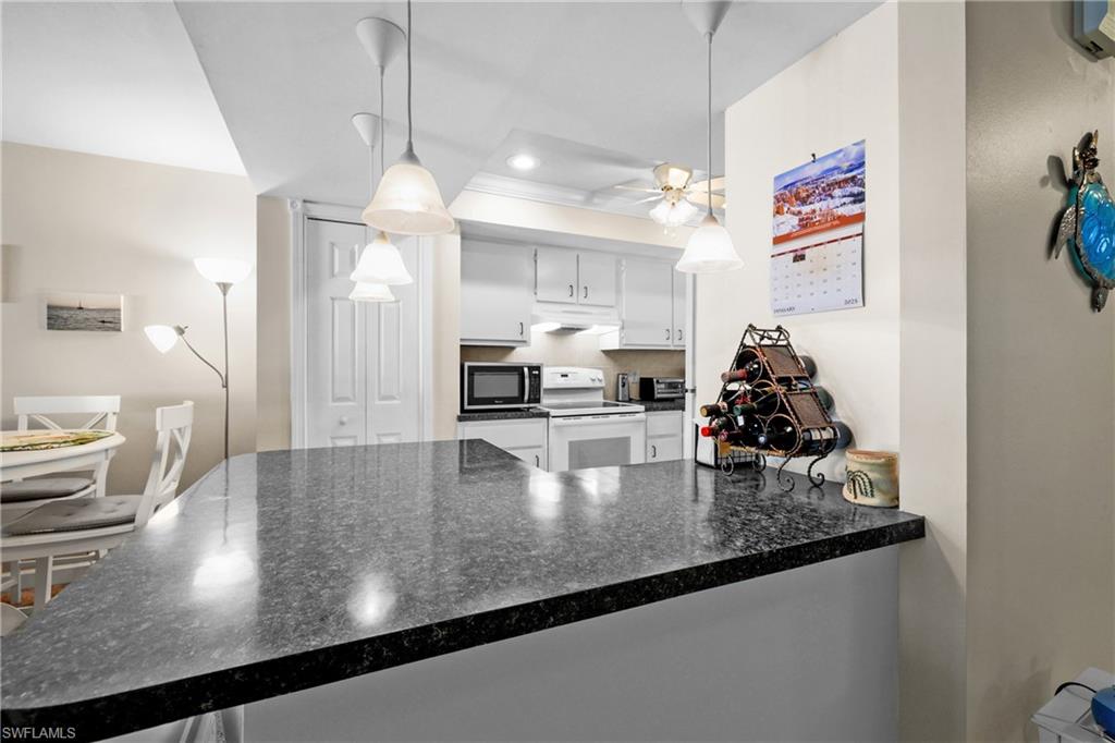 CORAL KEYES CONDO - Residential Lease