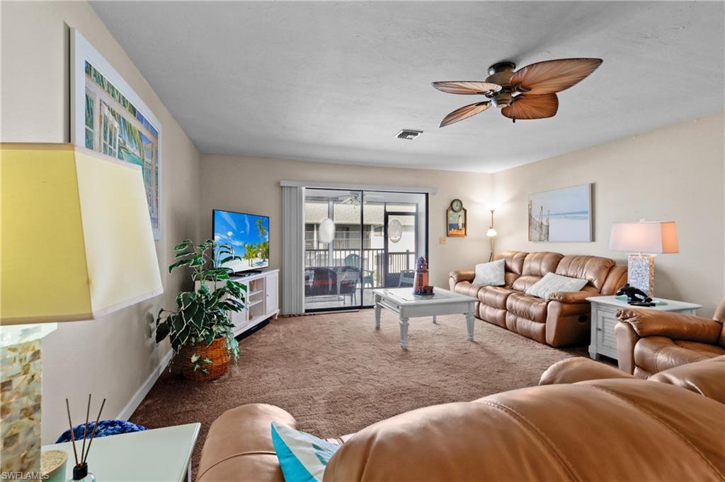 CORAL KEYES CONDO - Residential Lease