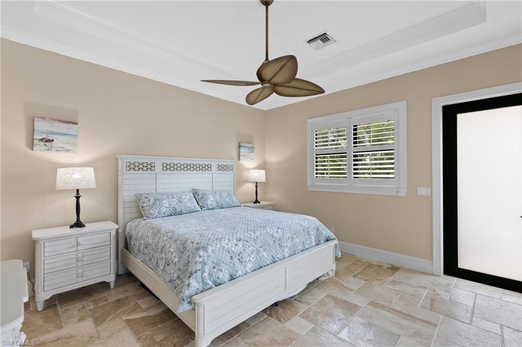 MARCO BEACH - Residential